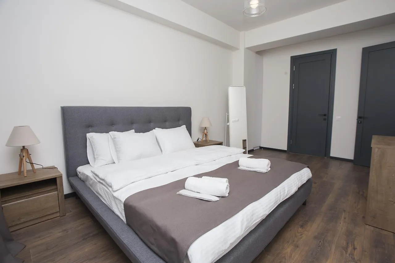 2Br Apt With Pool & Gym In The Building- By Wehost تبليسي 0*,